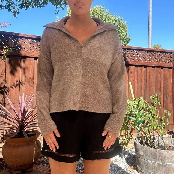 A&F Cream and Brown Collared Sweater - Picture 1 of 5